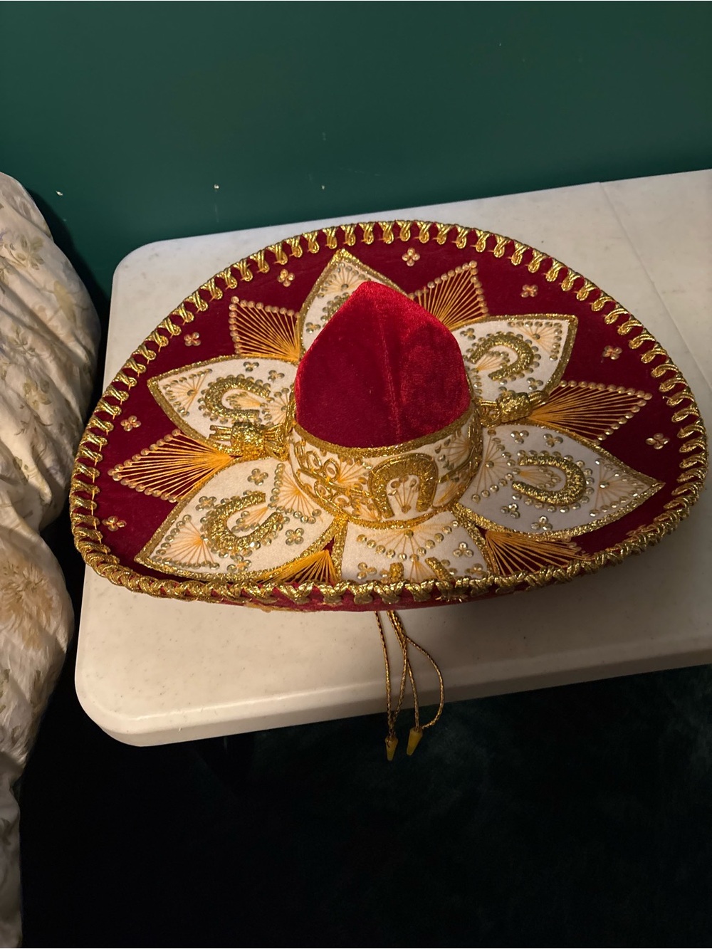 Salazar Yepez Mexican Sombrero Authentic Burgundy Velvet Mariachi Hat Sequins.